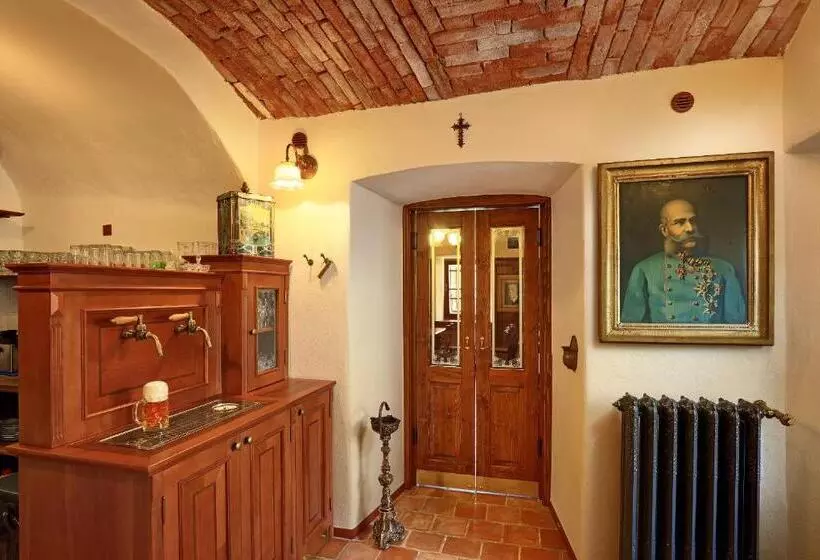 Majatalo Penzion Tilia