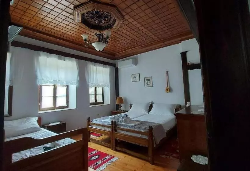 ペンション Timo S Guest House
