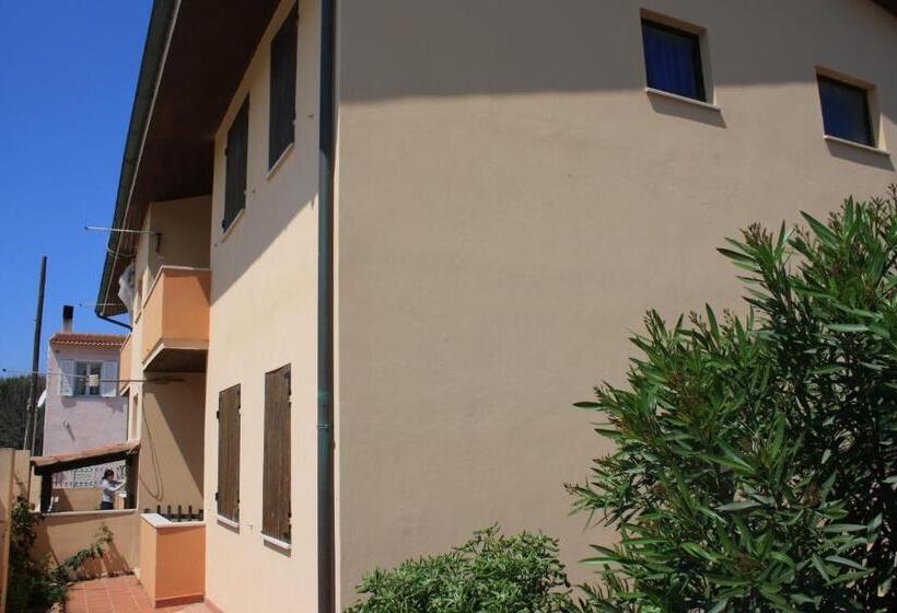 A.i.r. Isola Rossa Borgo Di Mare