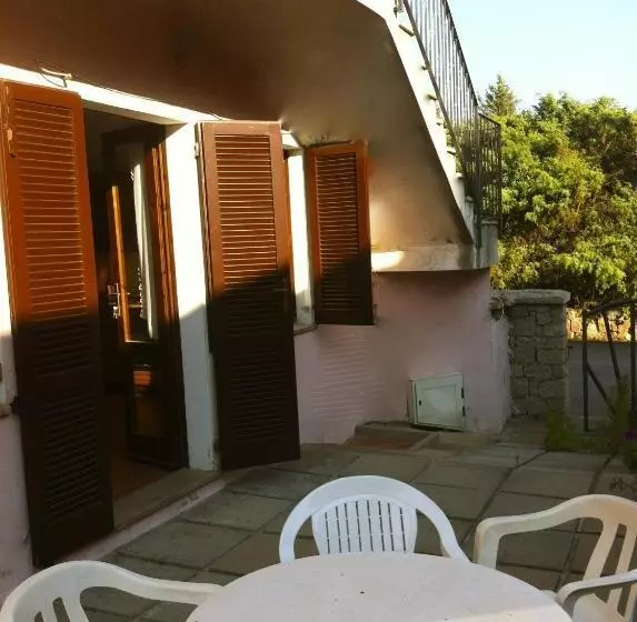 A.i.r. Isola Rossa Borgo Di Mare