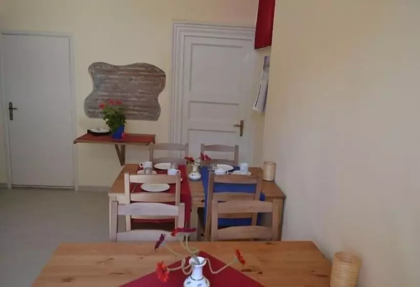 تختخواب و صبحانه Etna Akmè