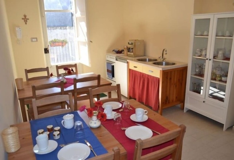 مبيت وإفطار Etna Akmè