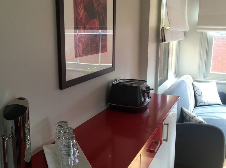 تختخواب و صبحانه Gregory House