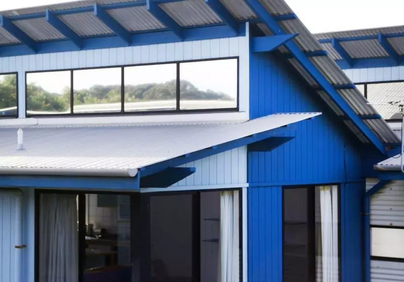 Esperance Island View Apartments