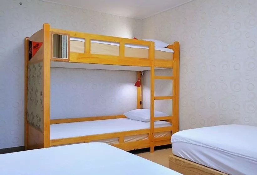Good Time Guest House Incheon Airport   Hostel