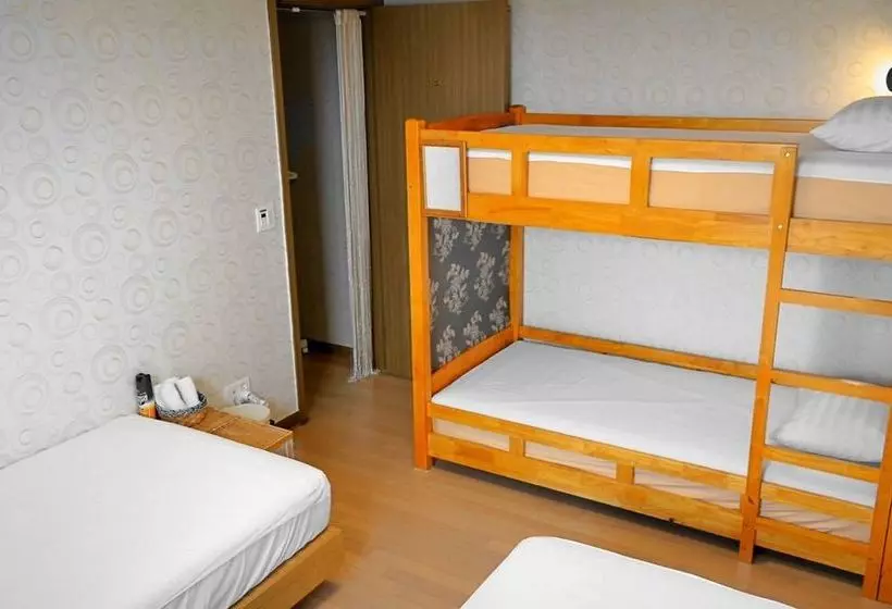 Good Time Guest House Incheon Airport   Hostel