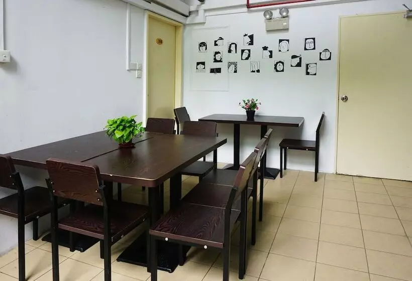 Greendili Backpackers Hostel
