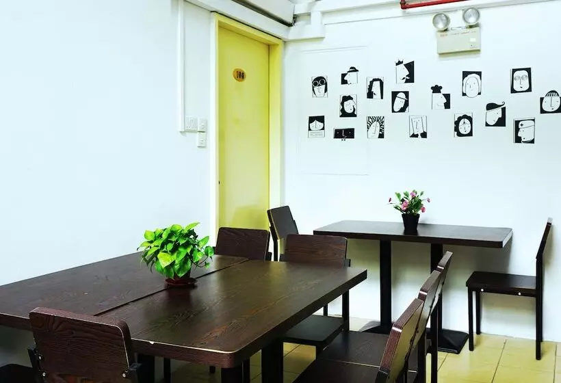 Greendili Backpackers Hostel