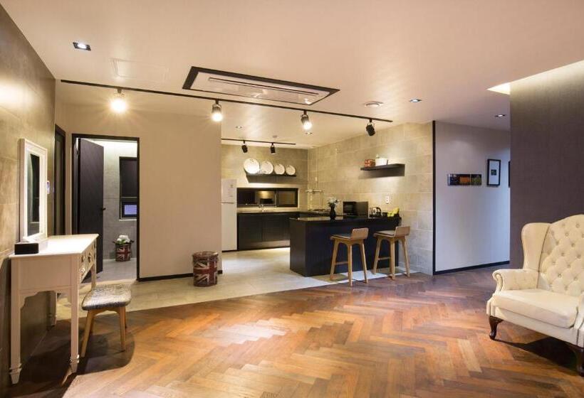 2 Heaven Hotel Seomyeon