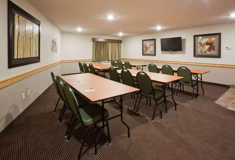 Hotelli Americinn By Wyndham Hawley