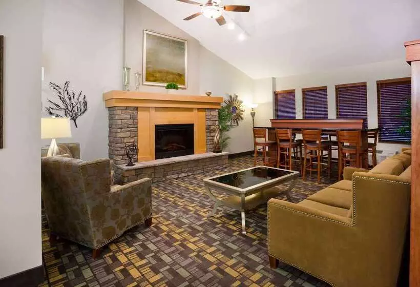 Hotelli Americinn By Wyndham Hawley