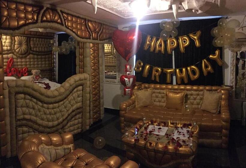 هتل Bali Colosseum