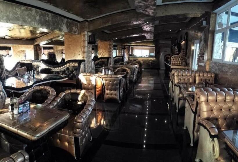 هتل Bali Colosseum