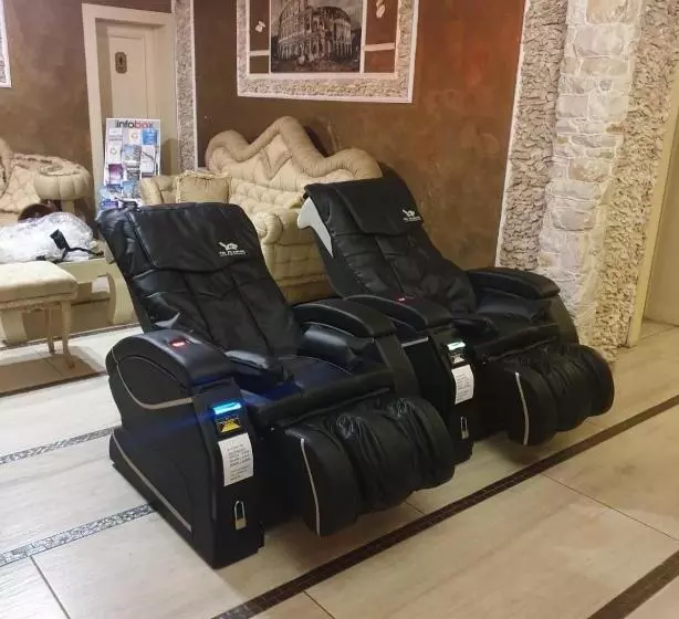 هتل Bali Colosseum