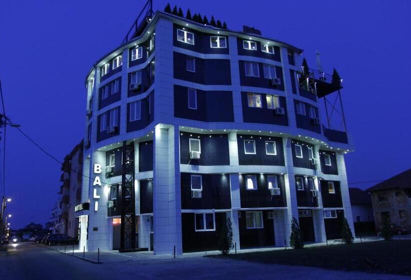 هتل Bali Colosseum