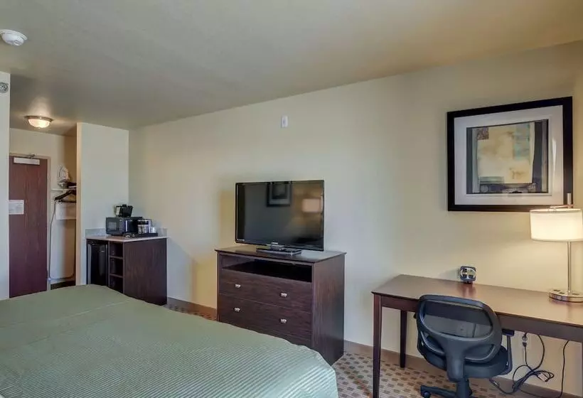 Отель Cobblestone Inn & Suites  Kersey