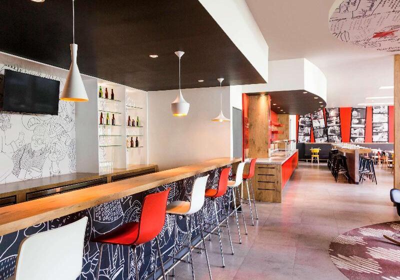 Отель Ibis Mexico Alameda