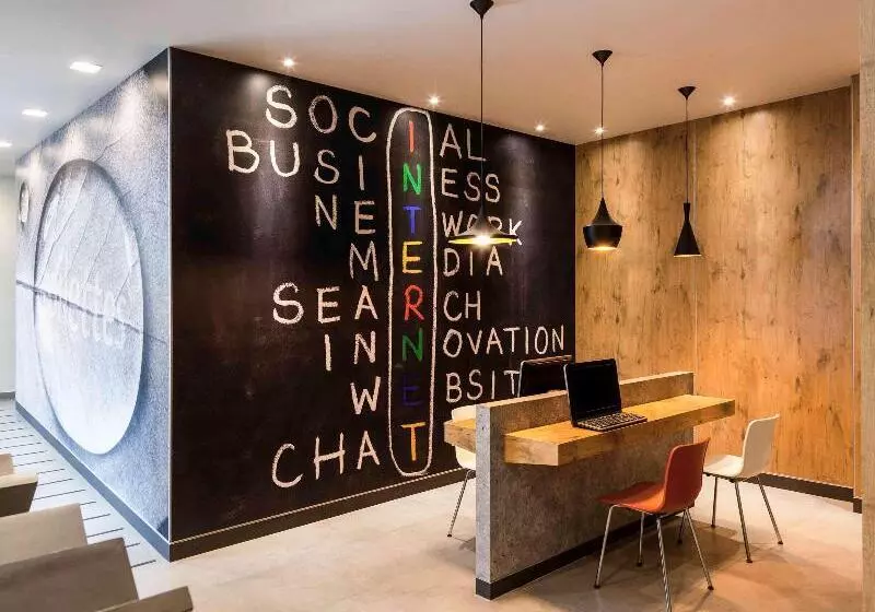 Отель Ibis Mexico Alameda