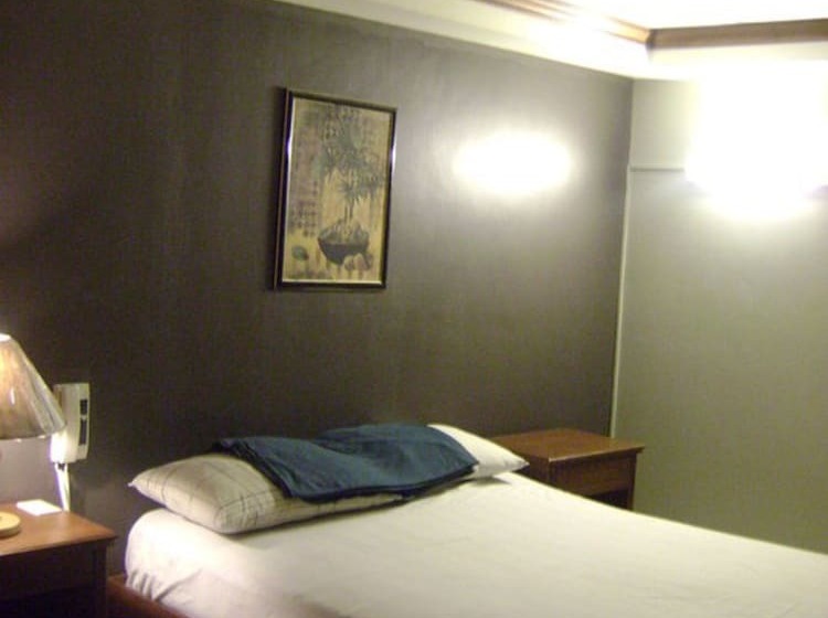 בית מלון כפרי Metro Room Budget