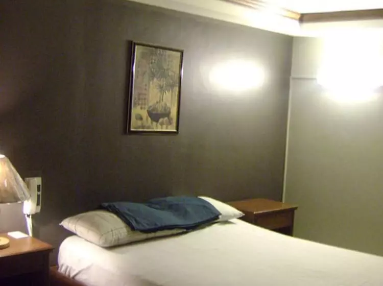 هتل Metro Room Budget