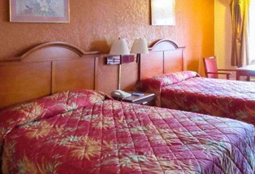 בית מלון כפרי Rodeway Inn