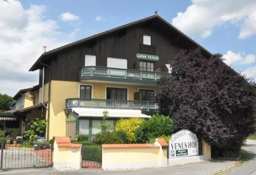 Отель Landgasthof Venushof