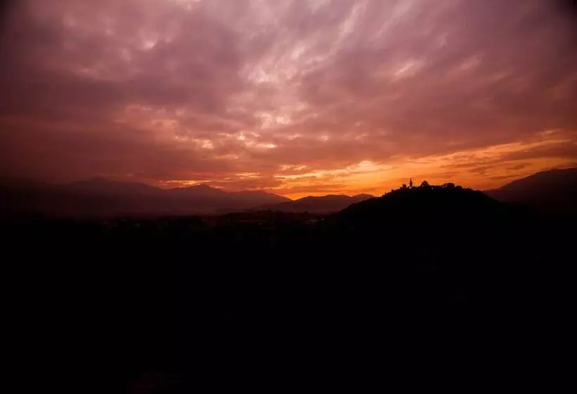 Retreat Serviced Apartments