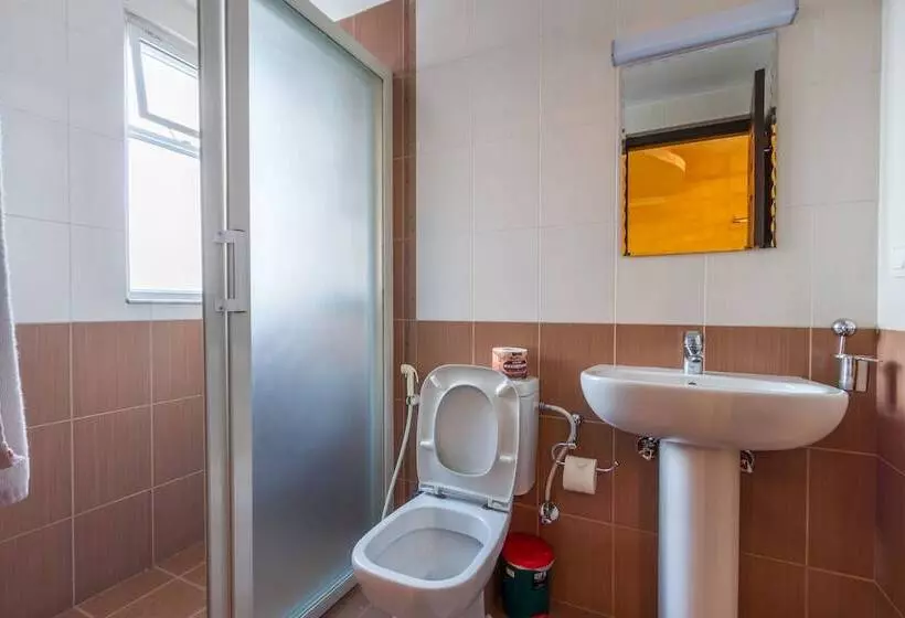 Retreat Serviced Apartments