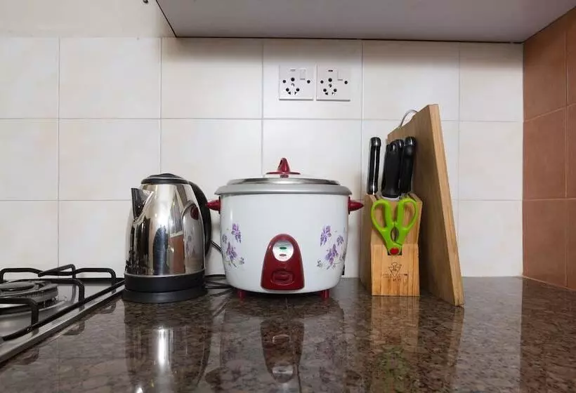 Retreat Serviced Apartments