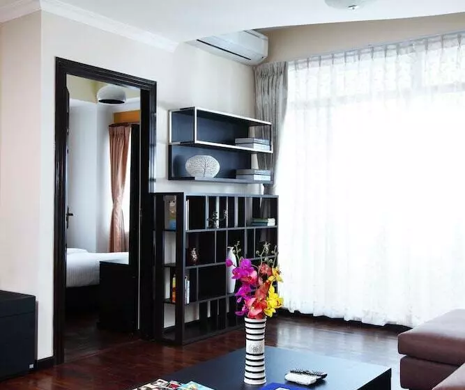 Retreat Serviced Apartments