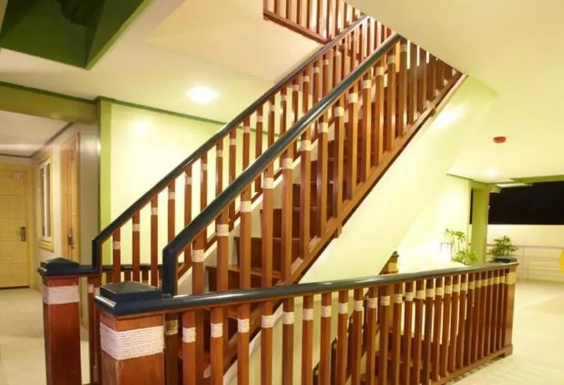 Shore Time Hotel Boracay