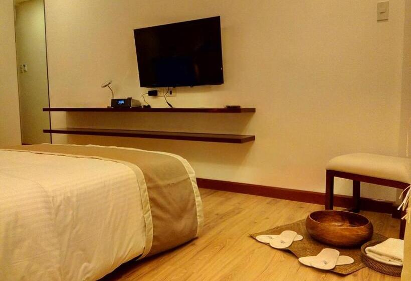 Shore Time Hotel Boracay