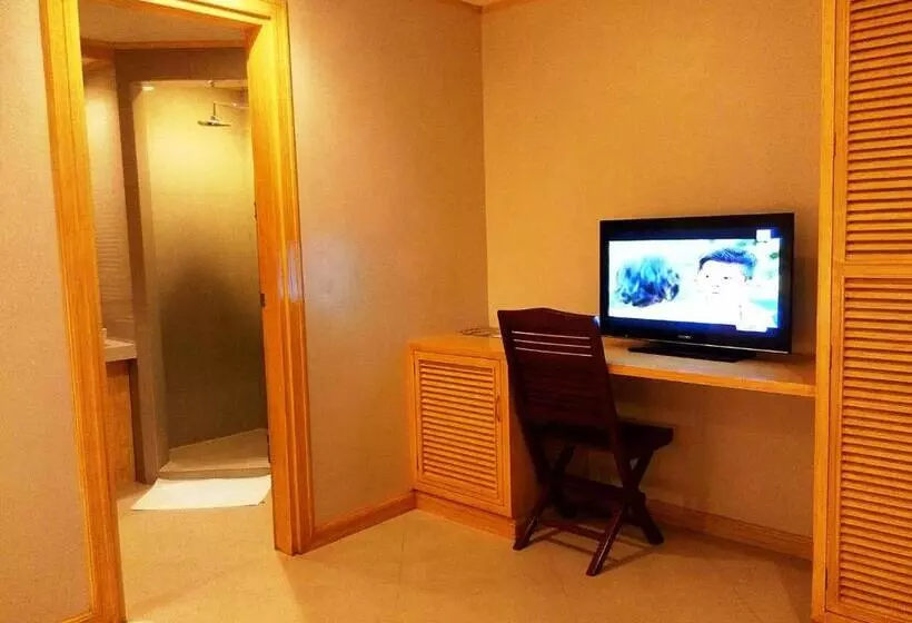 Shore Time Hotel Boracay