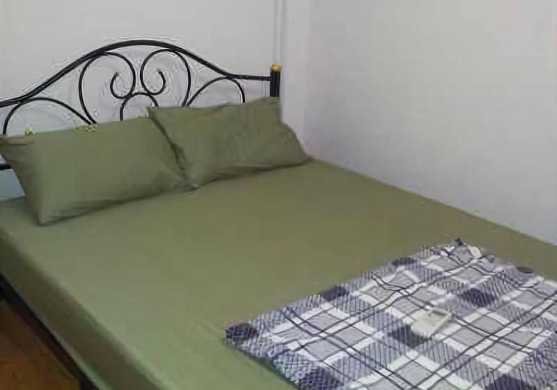 Общежитие The Living Place 3