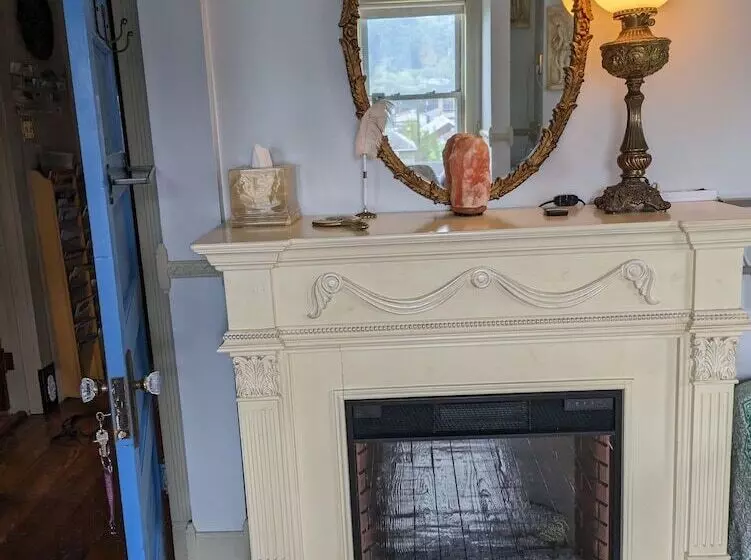 The Old Parsonage B&b