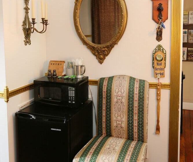 The Old Parsonage B&b