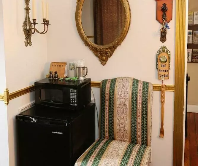 The Old Parsonage B&b