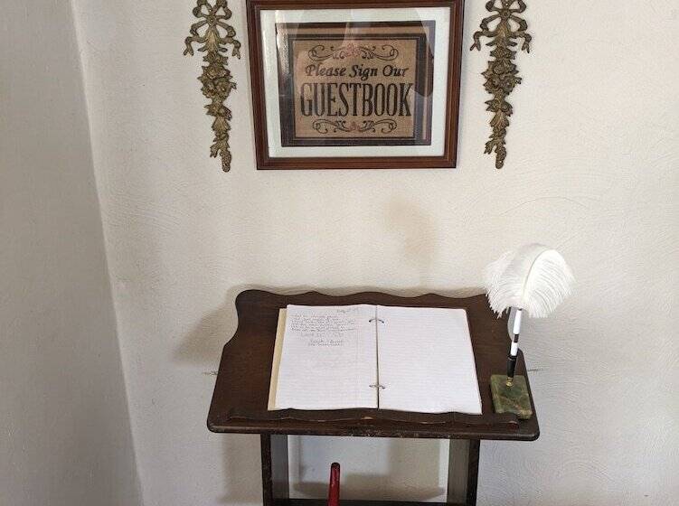 The Old Parsonage B&b