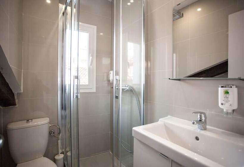 Apartment In Malasaña