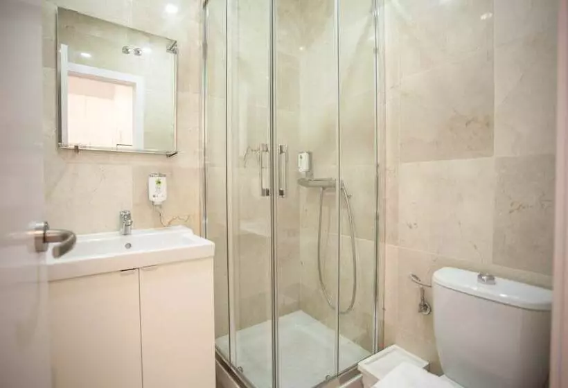 Apartment In Malasaña