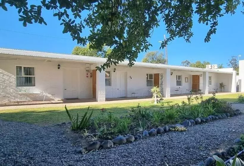 Aamiaismajoitus (B&B) Rietjiesbos Self Catering