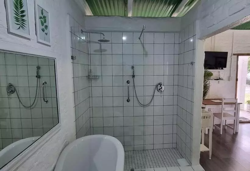 Aamiaismajoitus (B&B) Rietjiesbos Self Catering