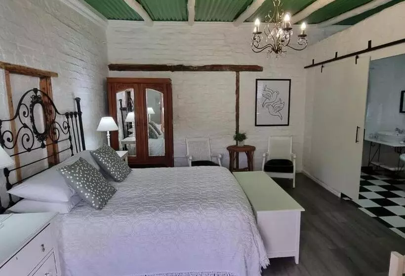 Aamiaismajoitus (B&B) Rietjiesbos Self Catering