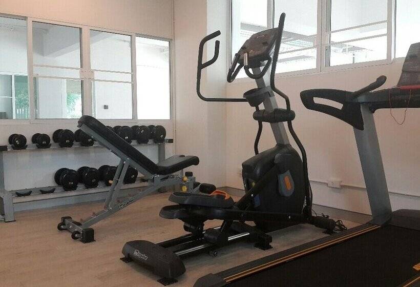 Des Res Hotel And Residence