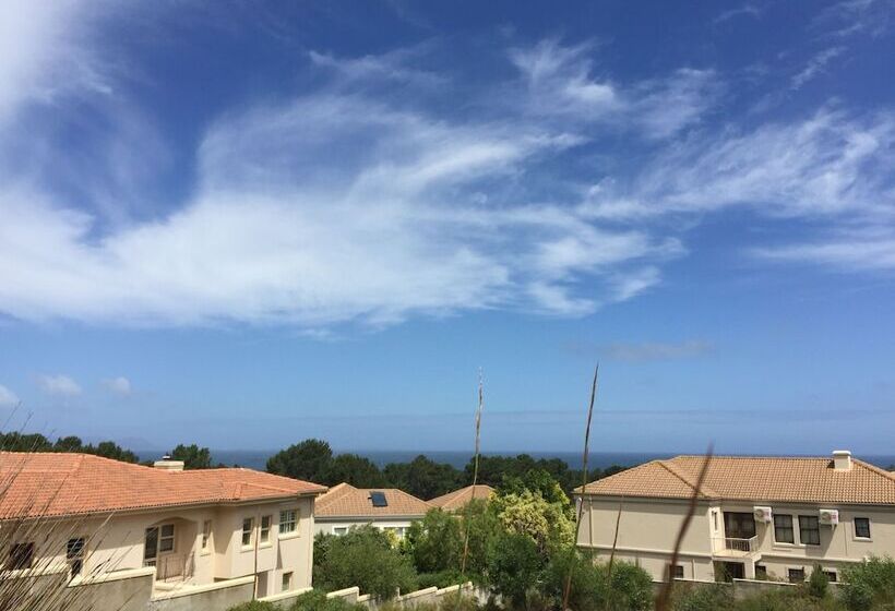 Hermanus Heights Villa