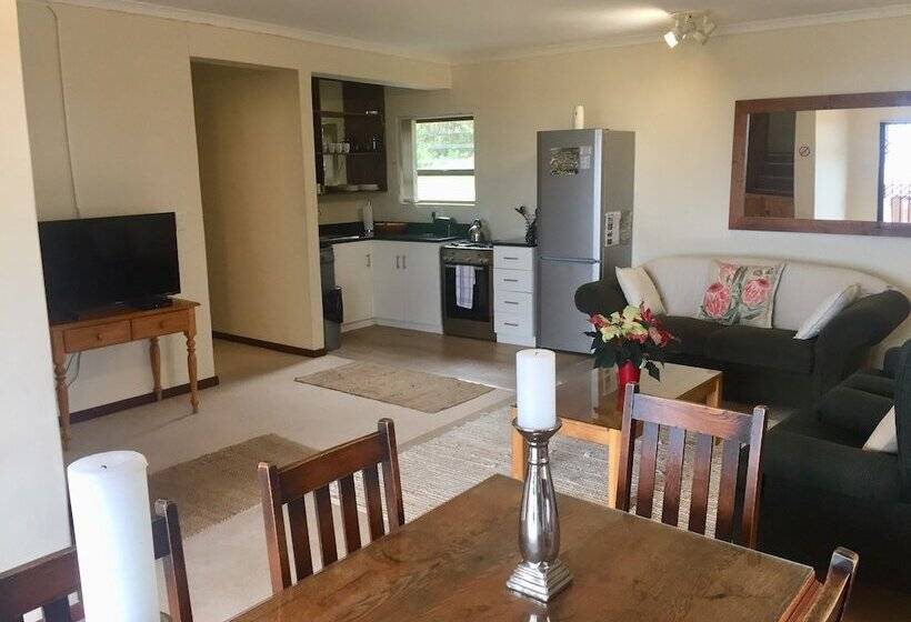 Hermanus Heights Villa