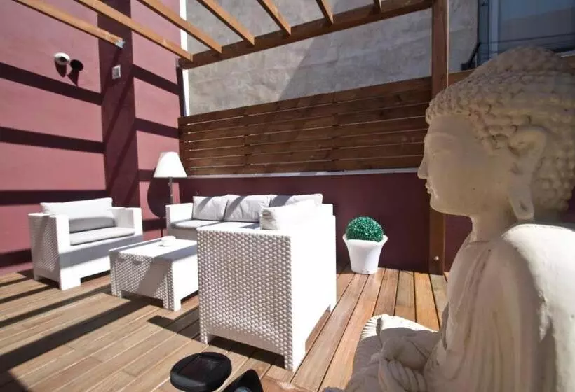 Home To Home Barcelona