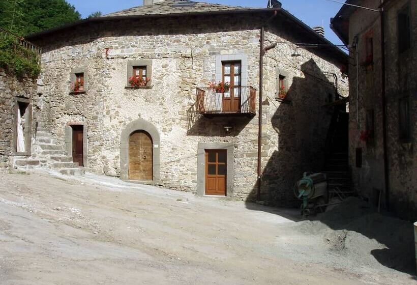 فندق Agriturismo Montagna Verde