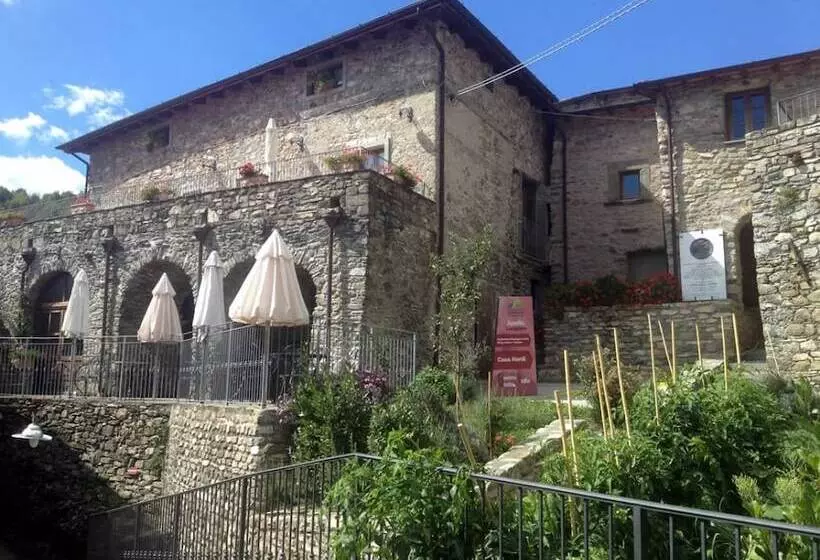 Hotelli Agriturismo Montagna Verde