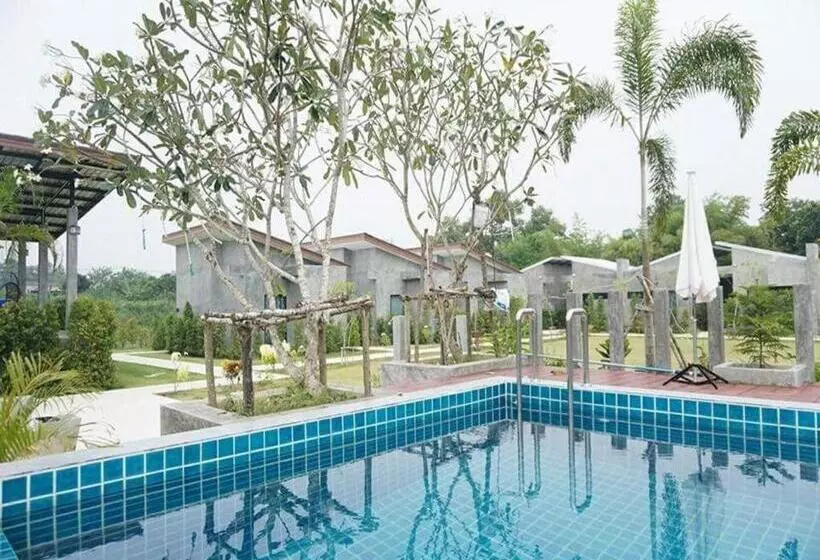 Hotelli Baanwaan Resort